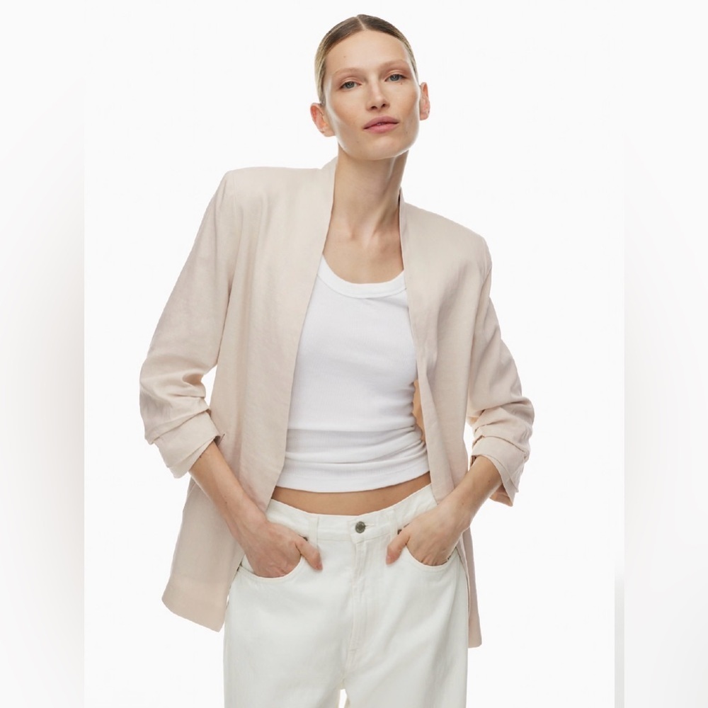 Aritiza Babaton - Power Linen Blazer